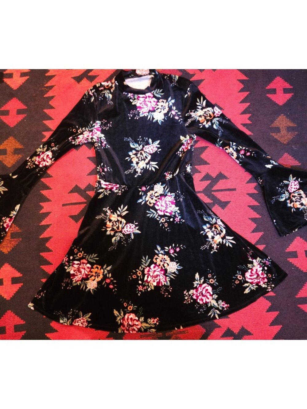 As U Wish Floral Bell-Sleeve Velvet Dress XS Black Multicolor